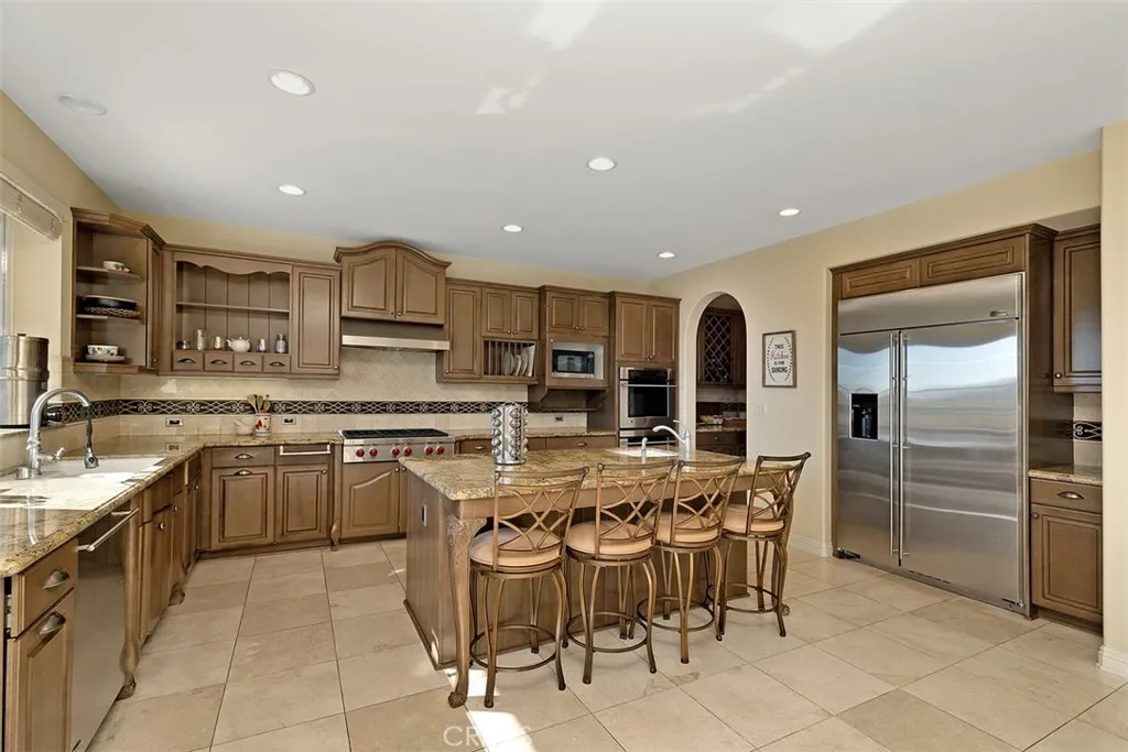 27683 Manor Hill Road