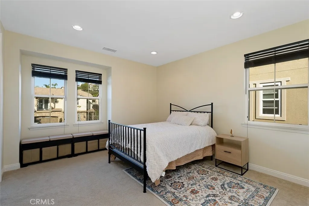 27683 Manor Hill Road
