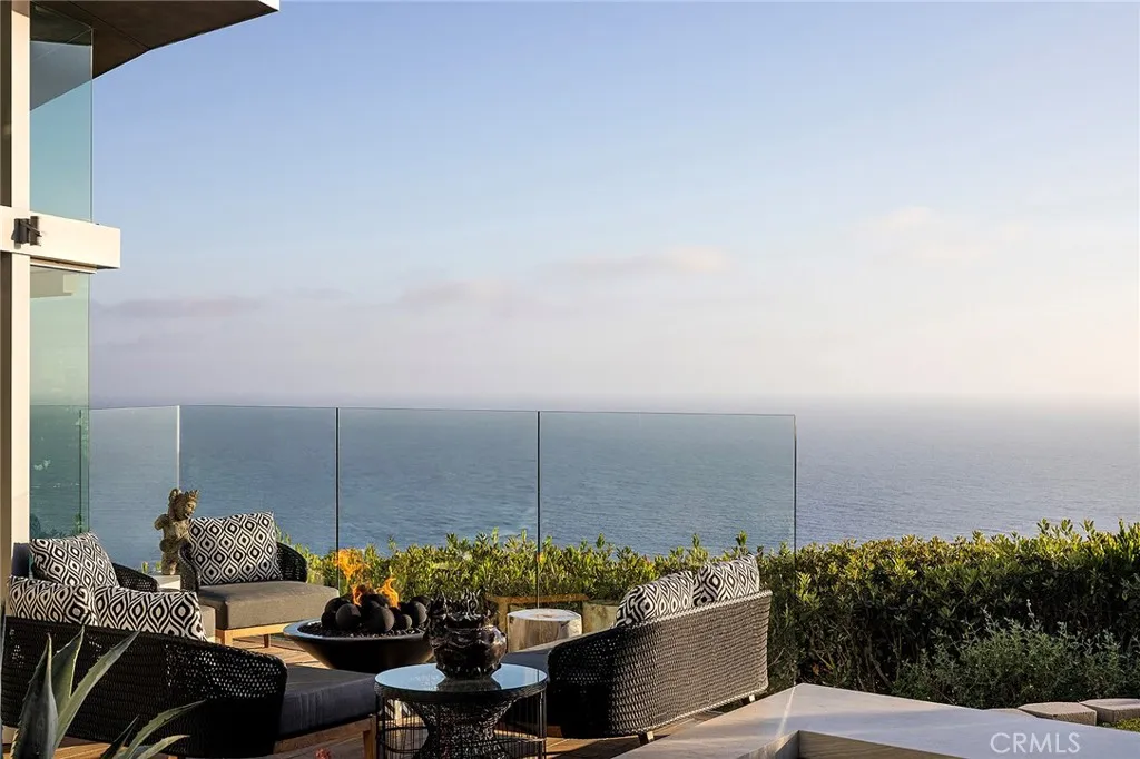 465 Panorama Drive