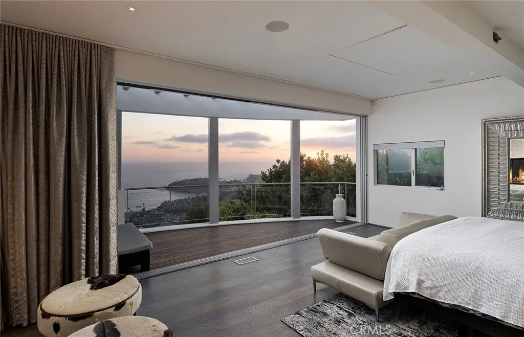 465 Panorama Drive