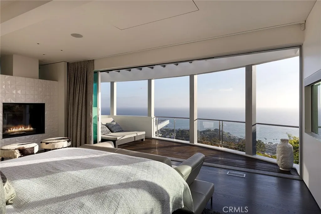 465 Panorama Drive