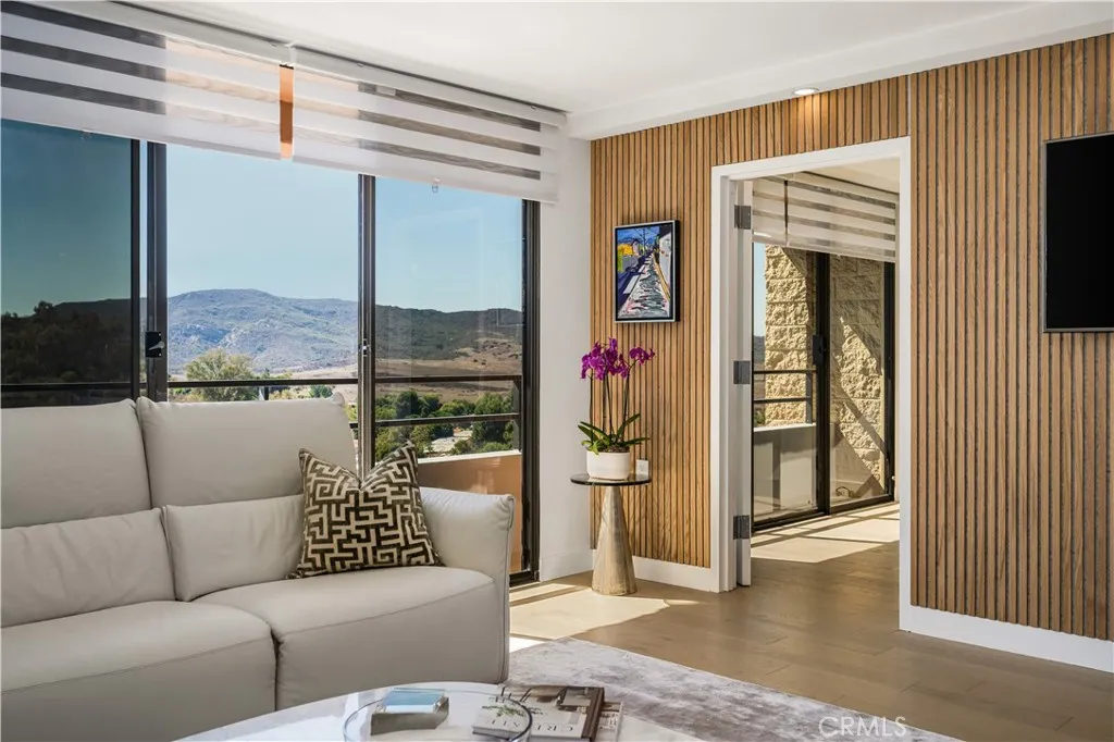 24055 Paseo Del Lago Unit 1063
