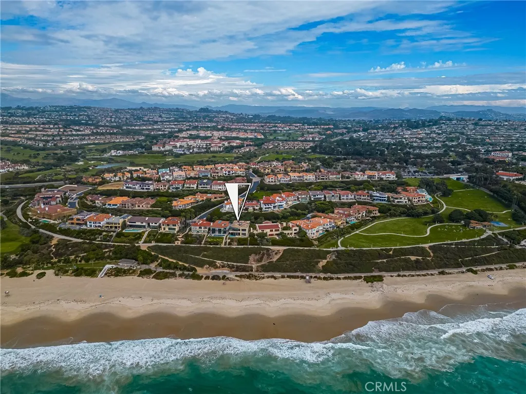18 Ritz Cove