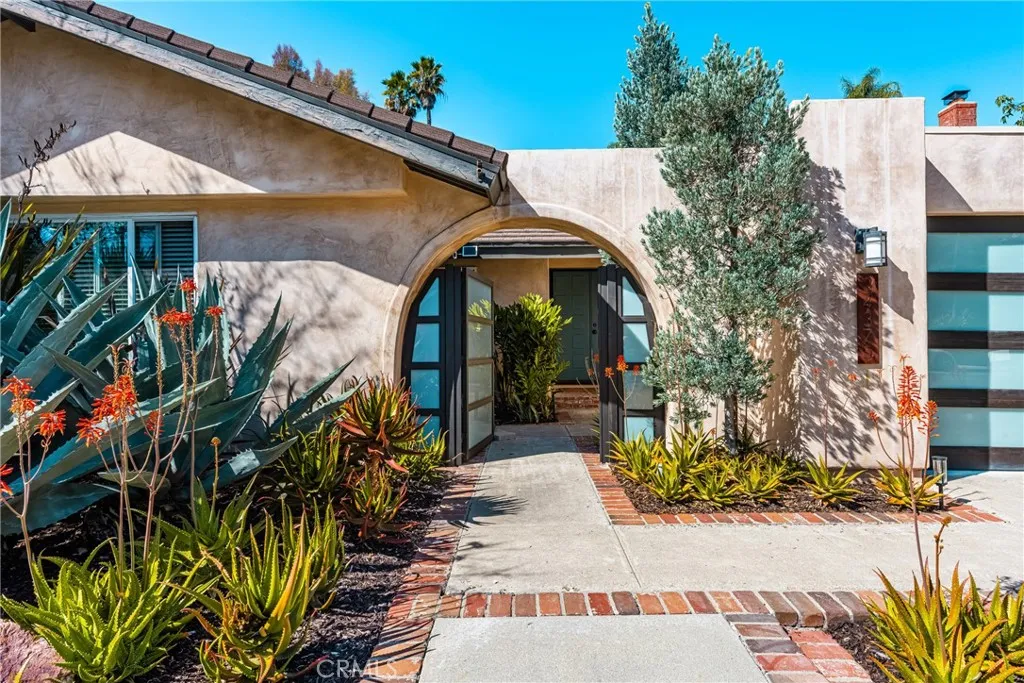 24375 Macedo, Mission Viejo