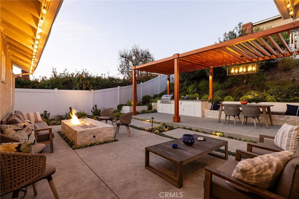 602 Calle Ganadero