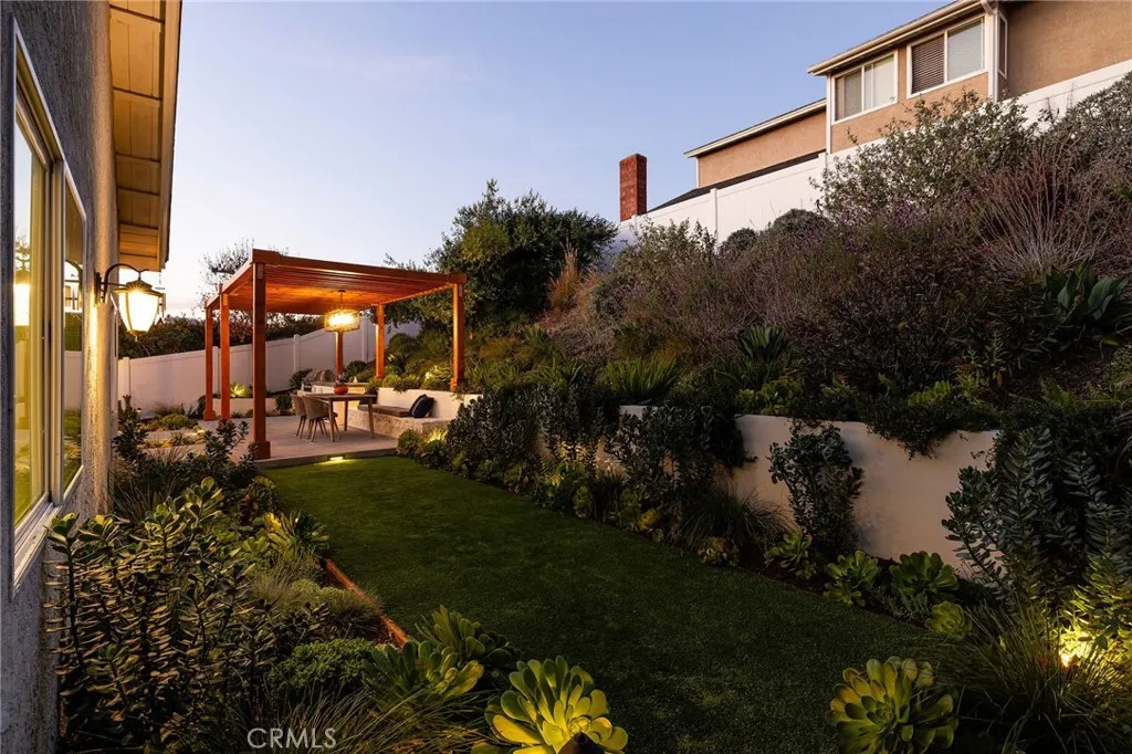 602 Calle Ganadero