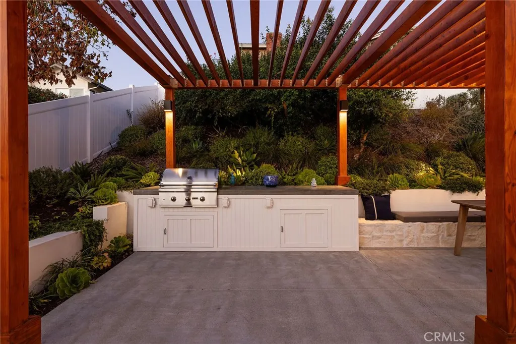 602 Calle Ganadero
