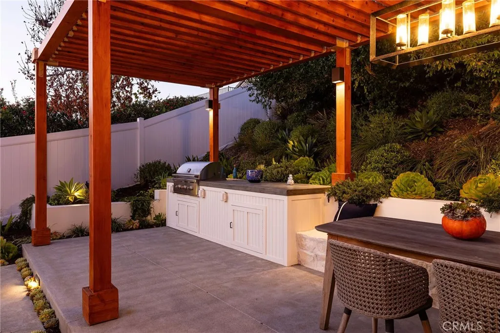 602 Calle Ganadero