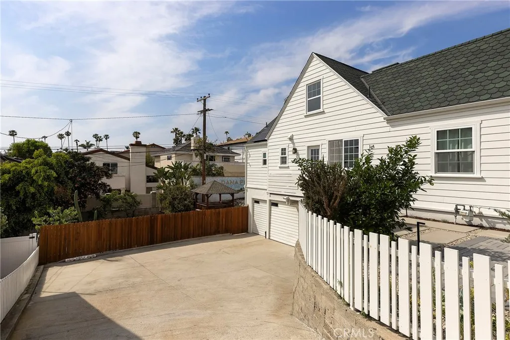 33891 Malaga Drive