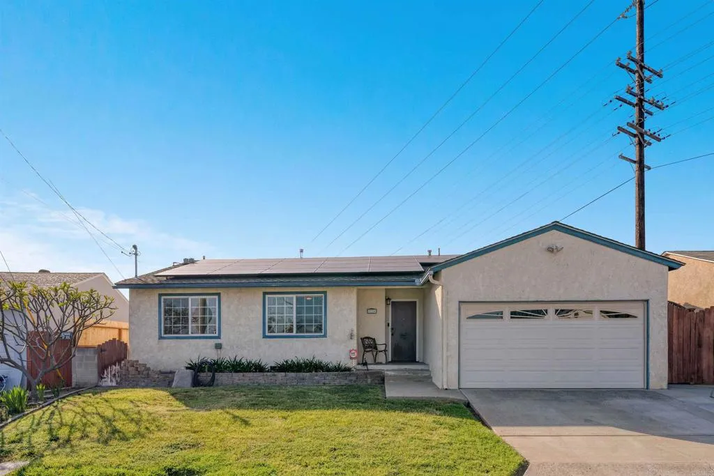 2220 Ridge View Drive