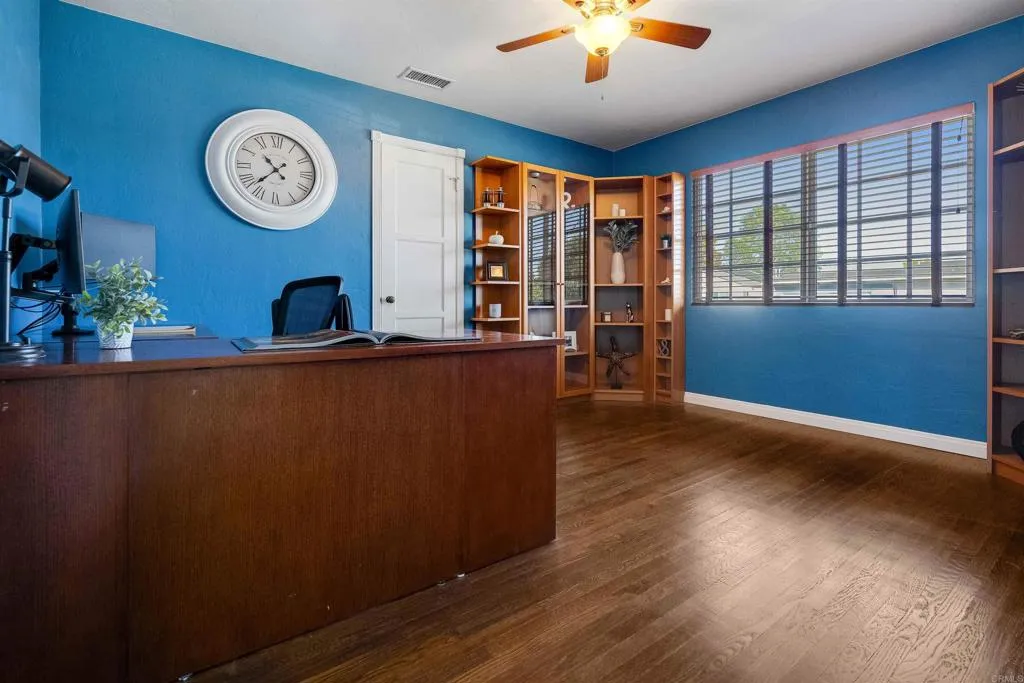 2220 Ridge View Drive