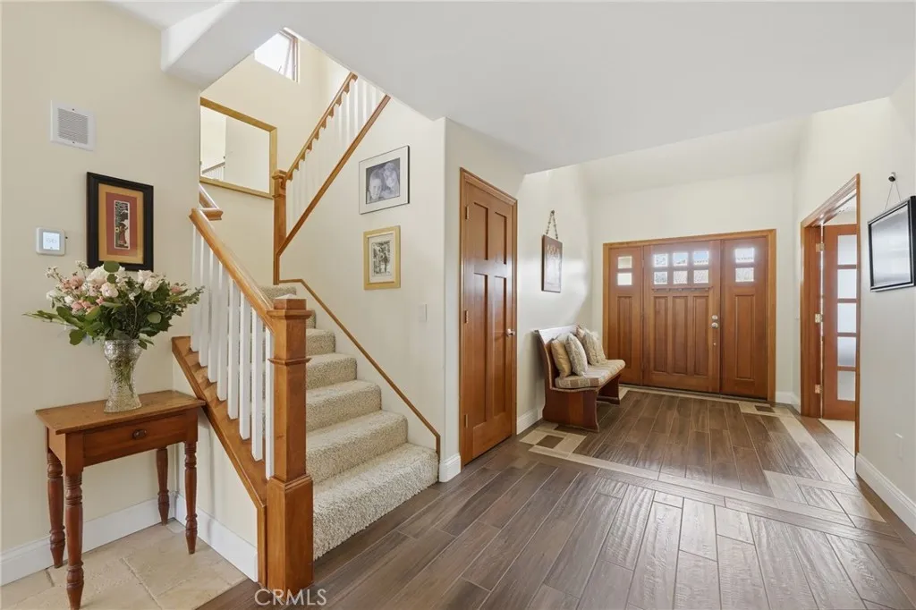 3107 Serrano Dr
