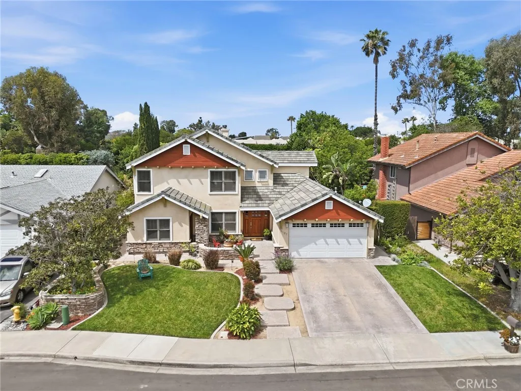 3107 Serrano Dr
