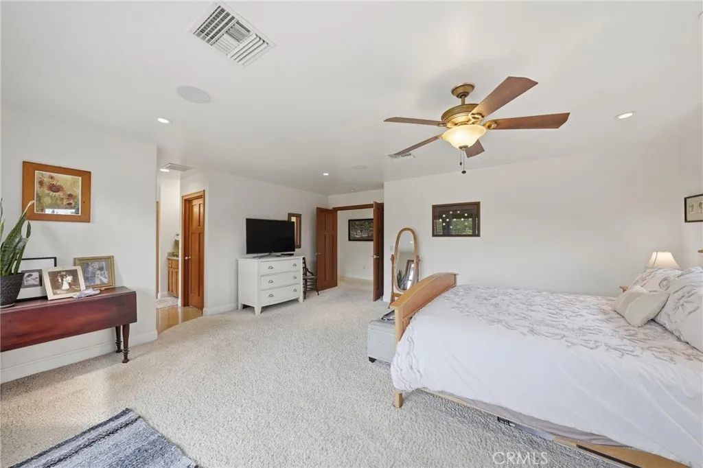 3107 Serrano Dr