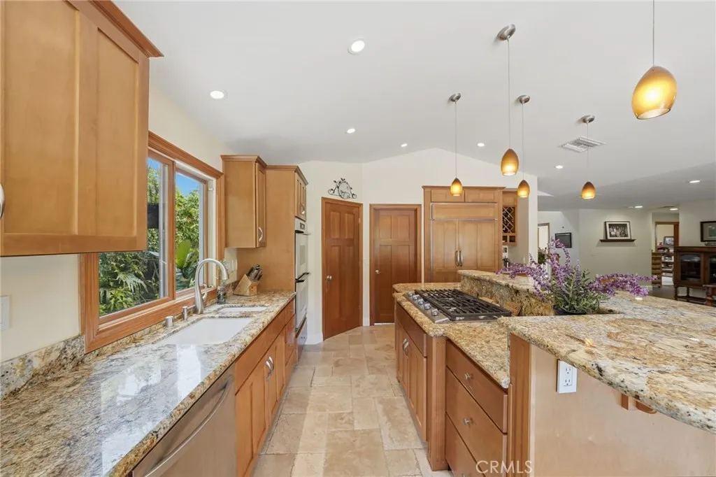 3107 Serrano Dr