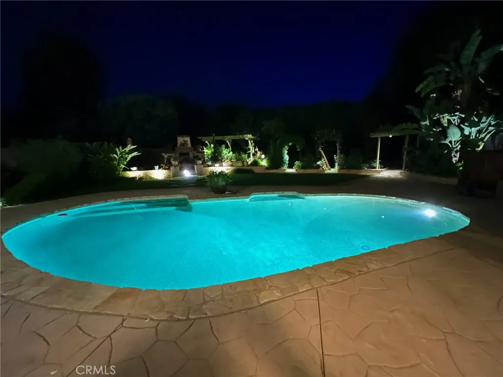 3107 Serrano Dr