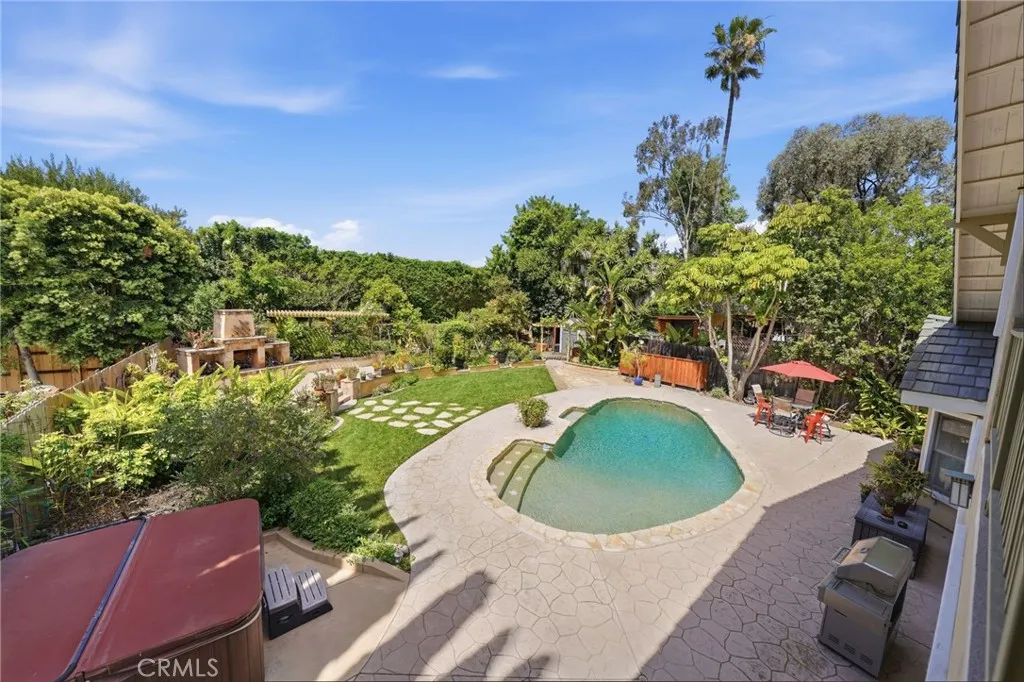 3107 Serrano Dr