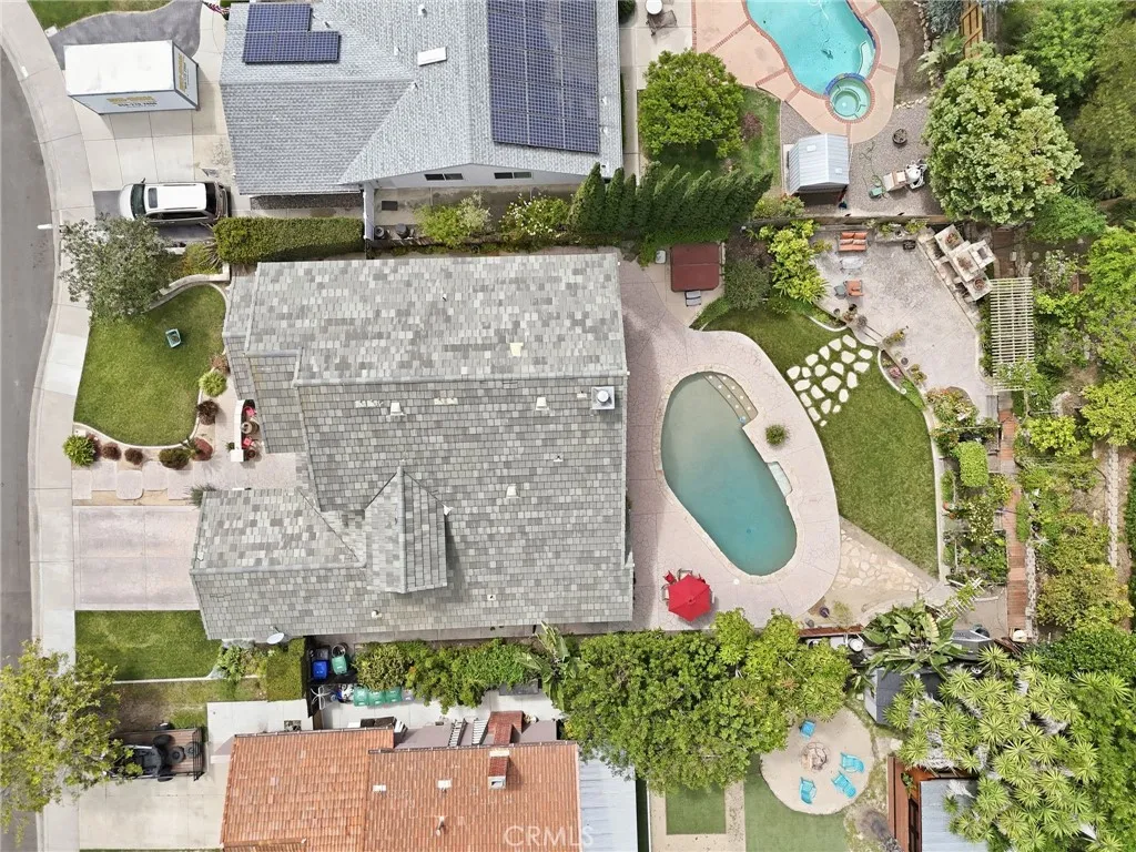 3107 Serrano Dr