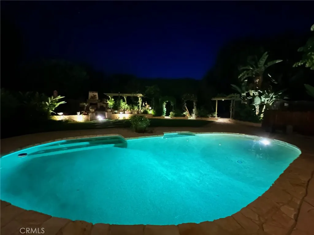 3107 Serrano Dr