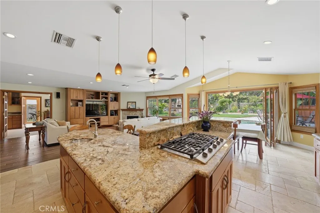 3107 Serrano Dr
