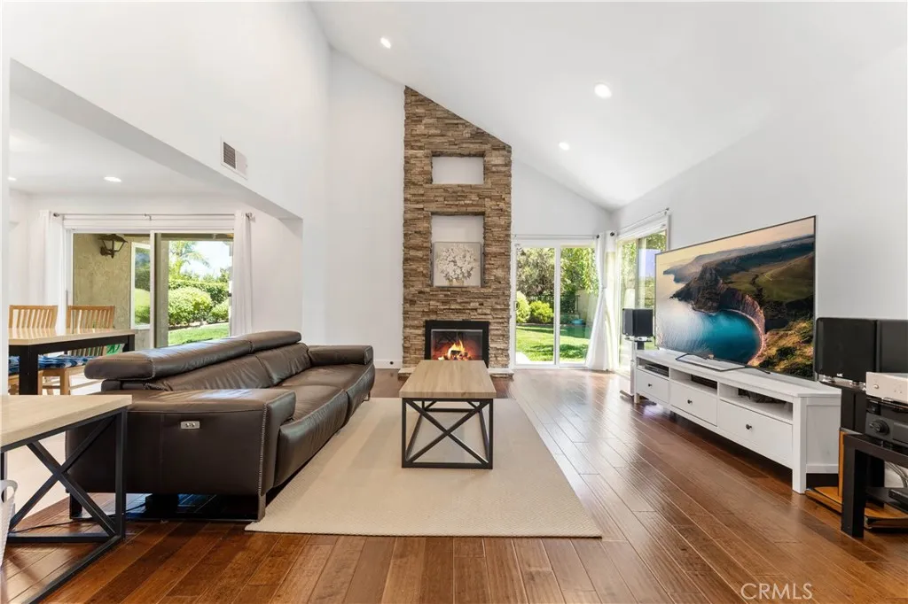 30052 Happy Sparrow Lane