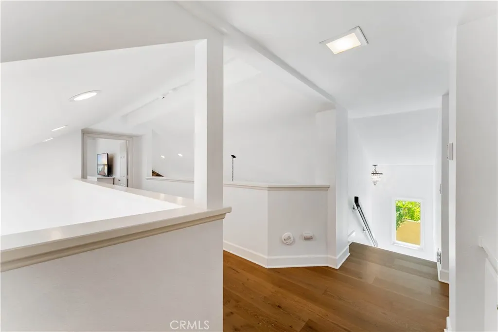 30052 Happy Sparrow Lane