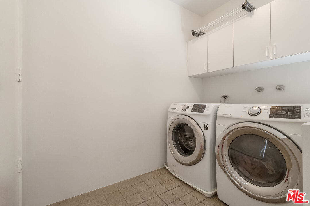 11925 Goshen Ave Unit: 4