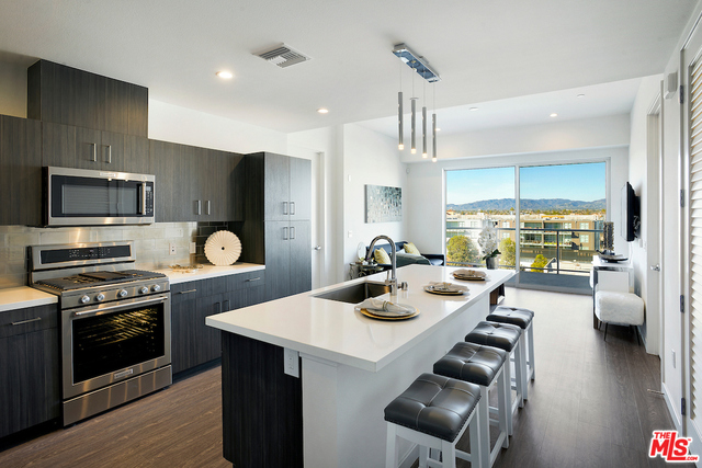 4140 Glencoe AVE Unit: 604