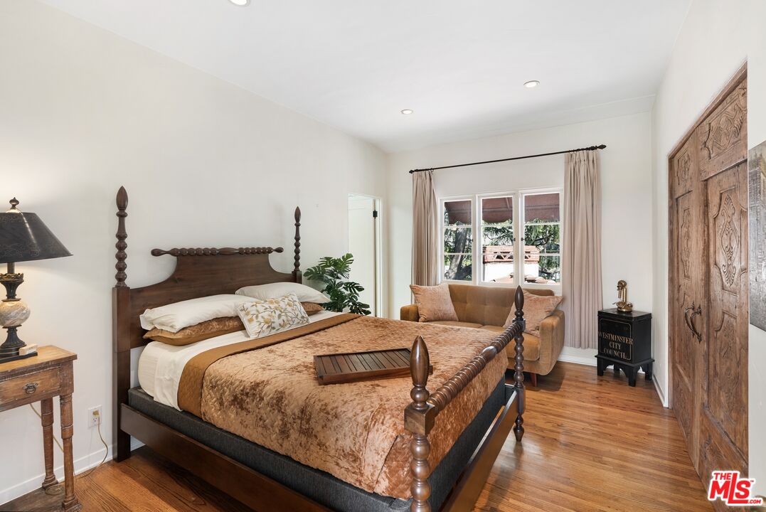 3110 La Suvida Dr