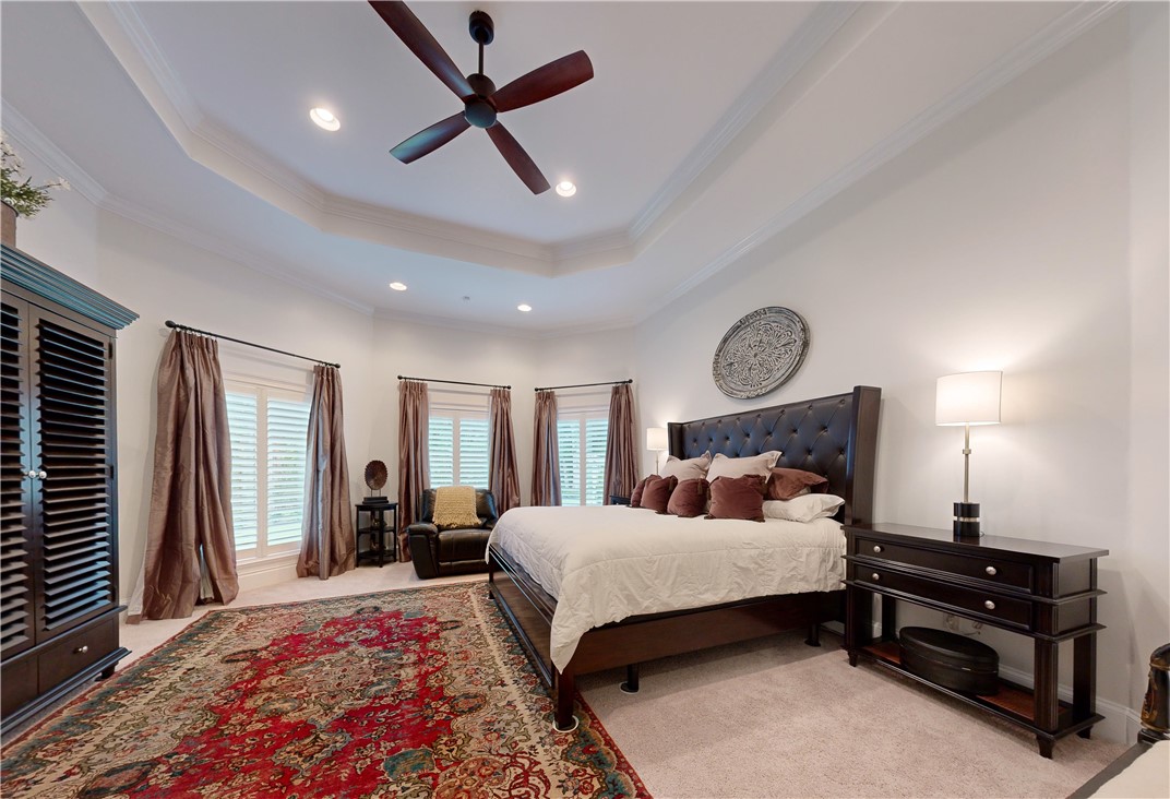 185 Hampton Point Drive Drive