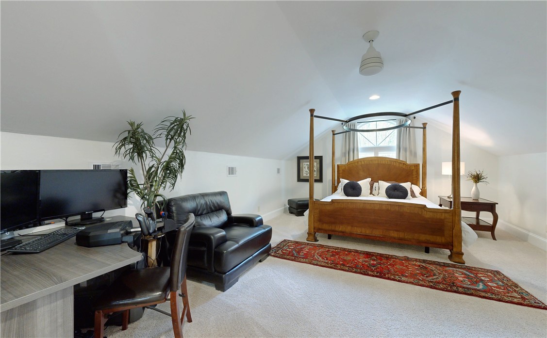 185 Hampton Point Drive Drive