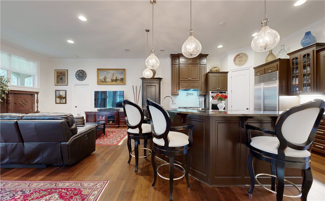 185 Hampton Point Drive Drive