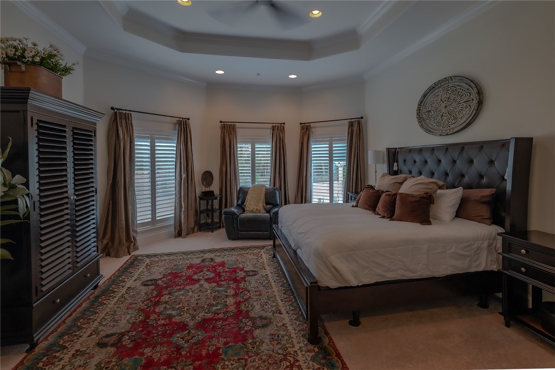 185 Hampton Point Drive Drive