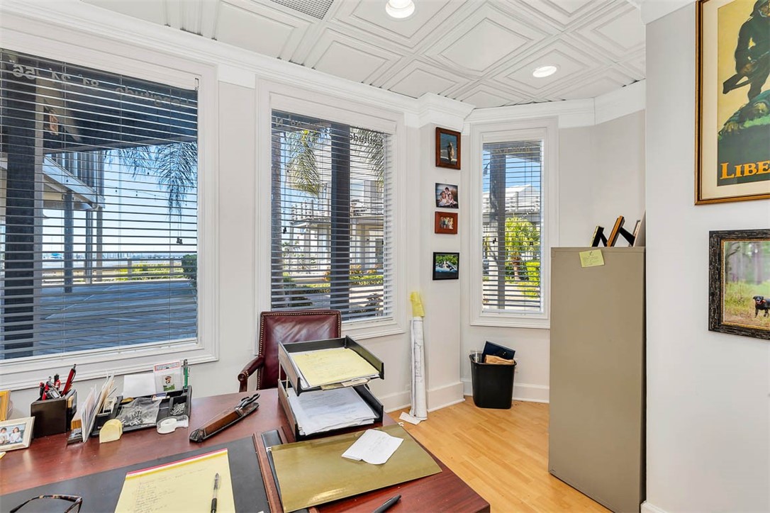 121 Marina Drive 121