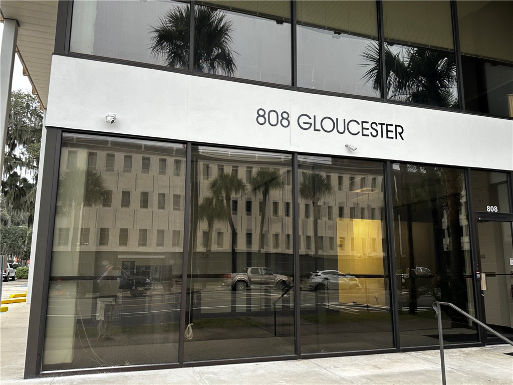 808 Gloucester Street