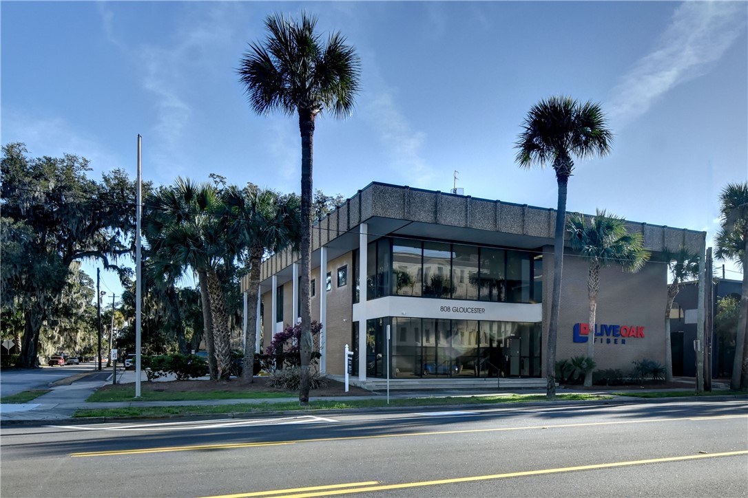 808 Gloucester Street