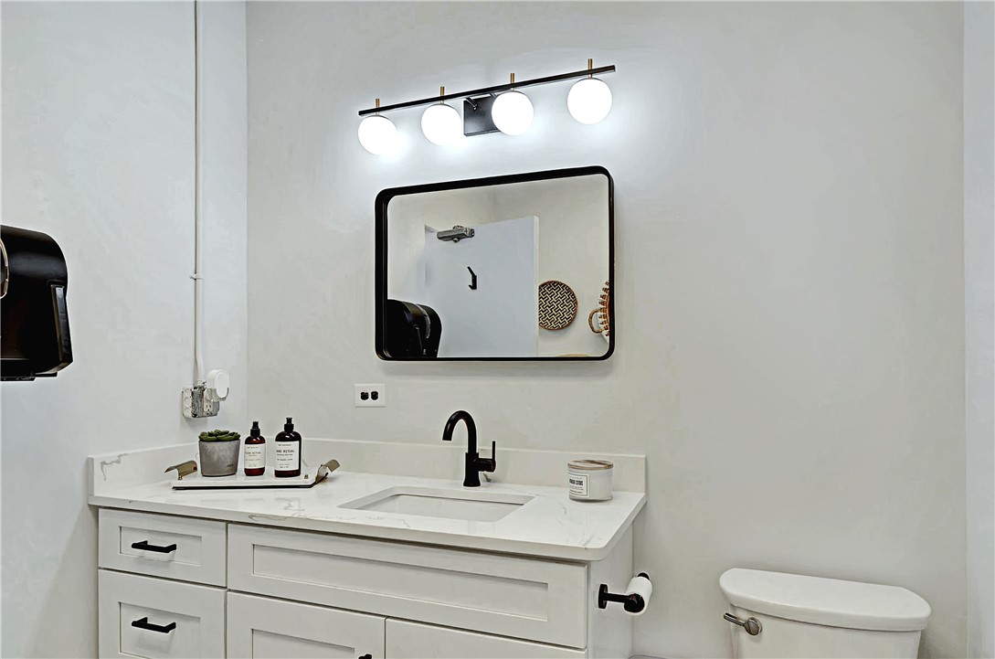 800 Gloucester Street