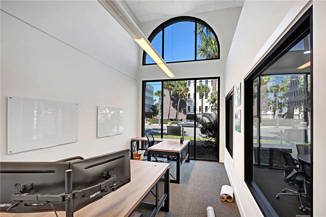 800 Gloucester Street