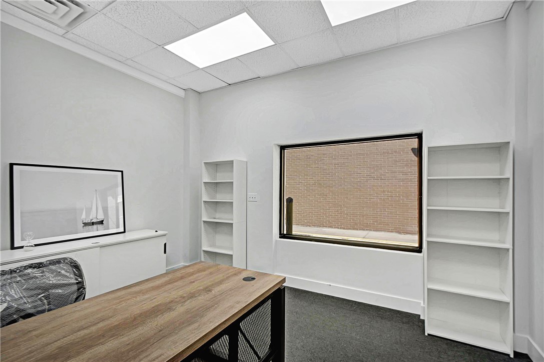 800 Gloucester Street