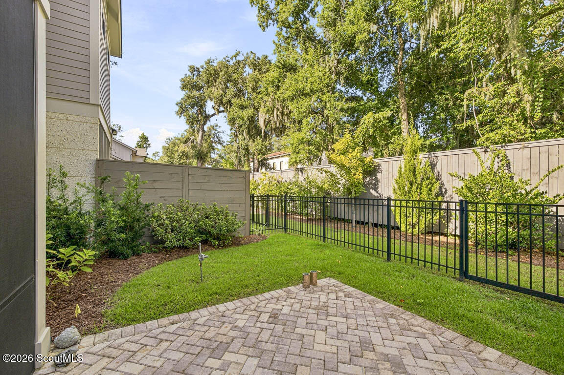 195 Fifty Oaks Lane, St. Simons Island