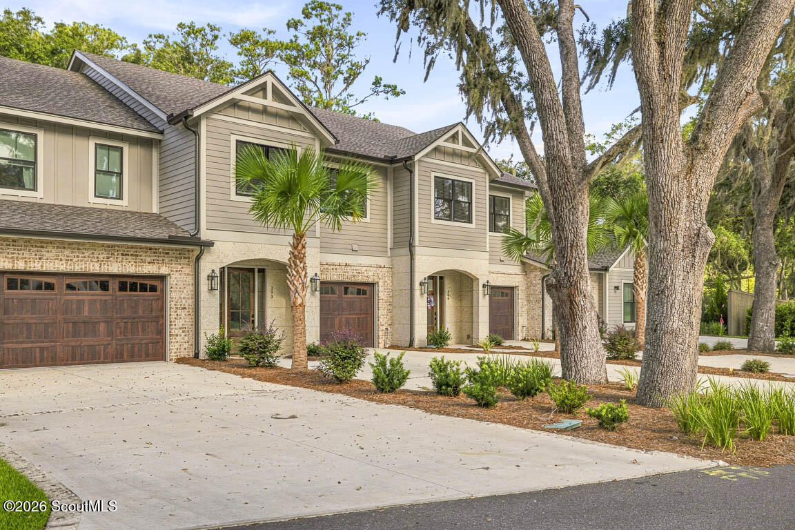 195 Fifty Oaks Lane, St. Simons Island