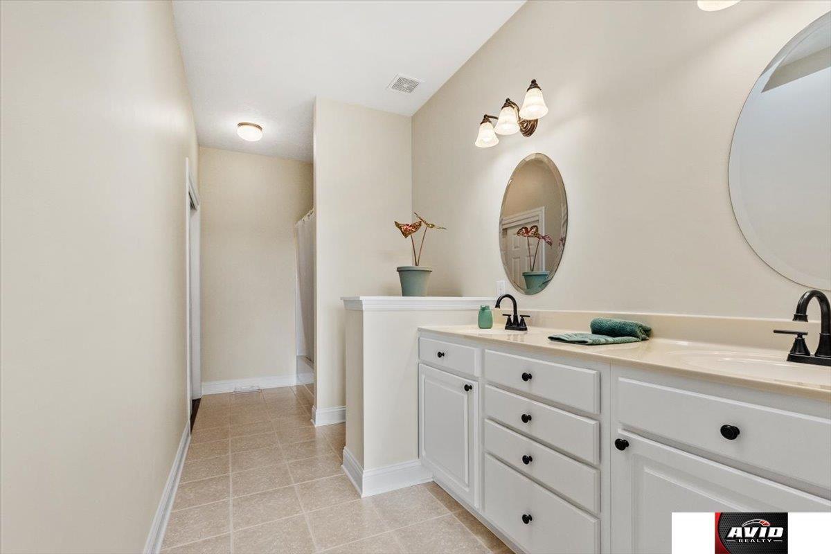 8519 Pawnee Lane