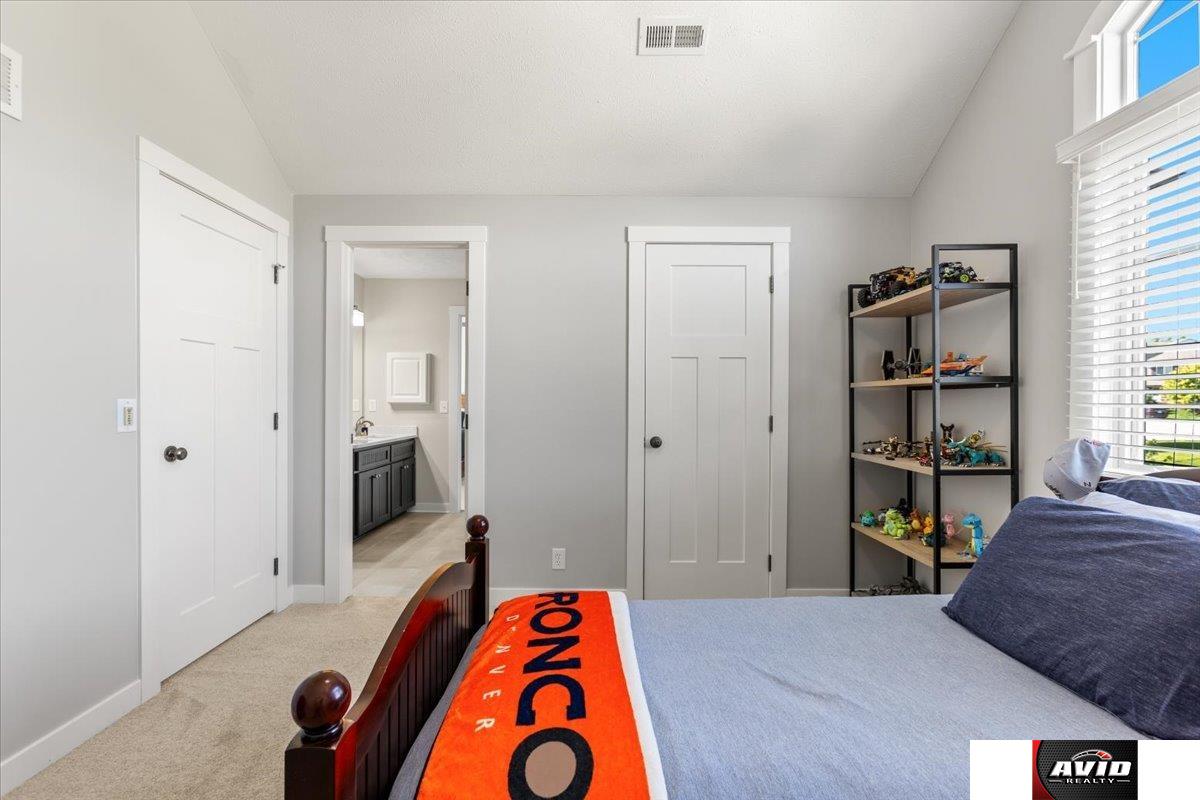 1415 N 185th Street