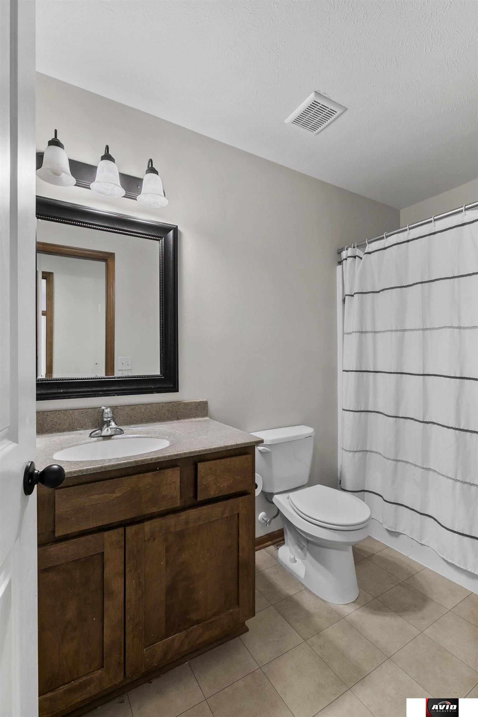 10111 White Pine Road