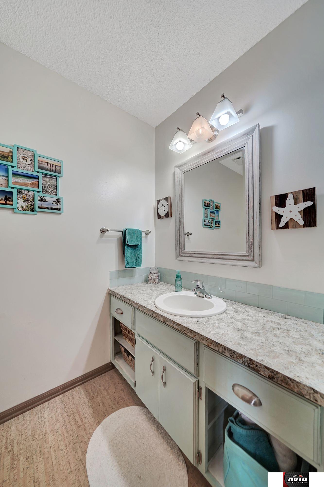223 N 75th Court