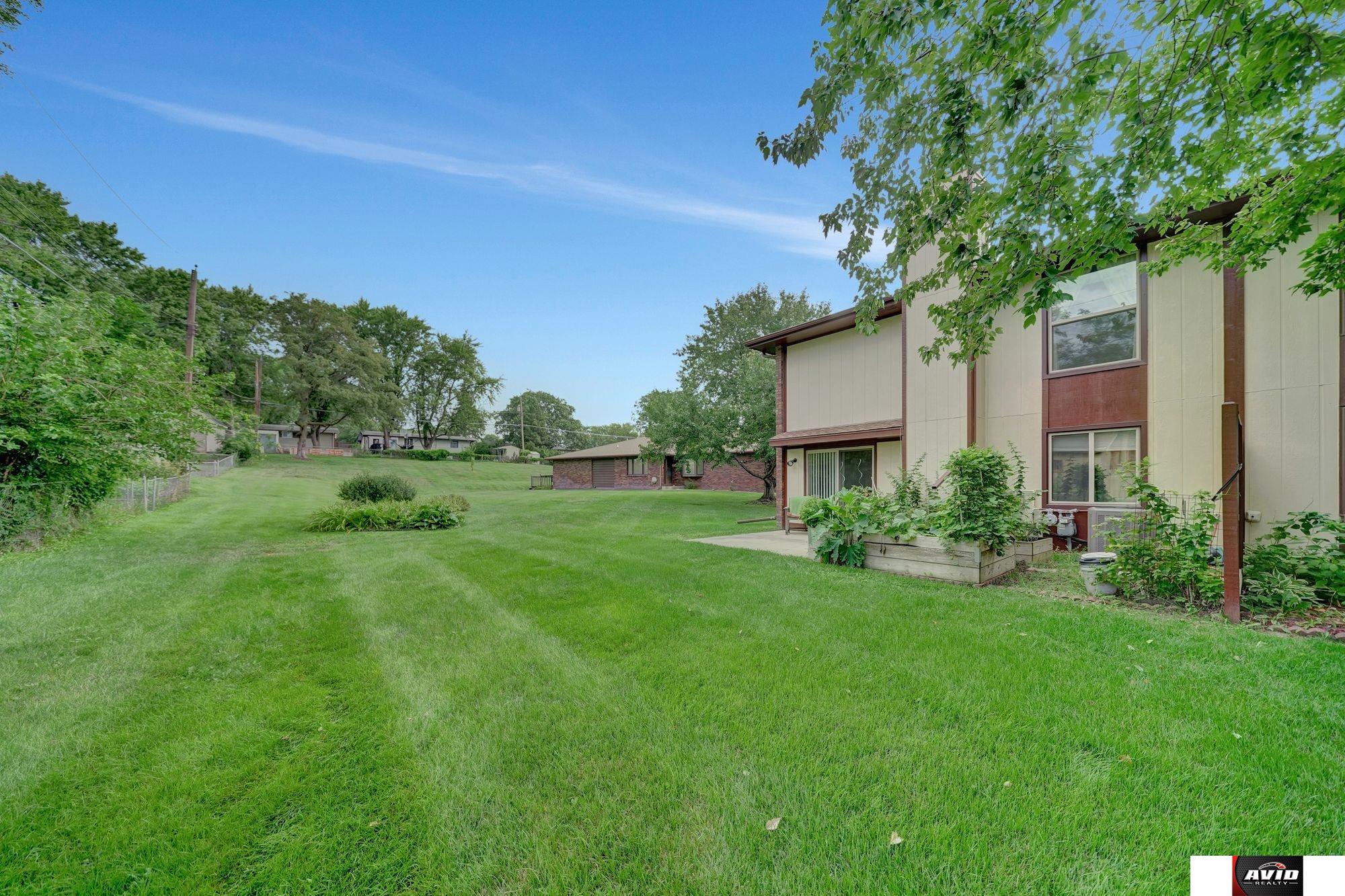 223 N 75th Court
