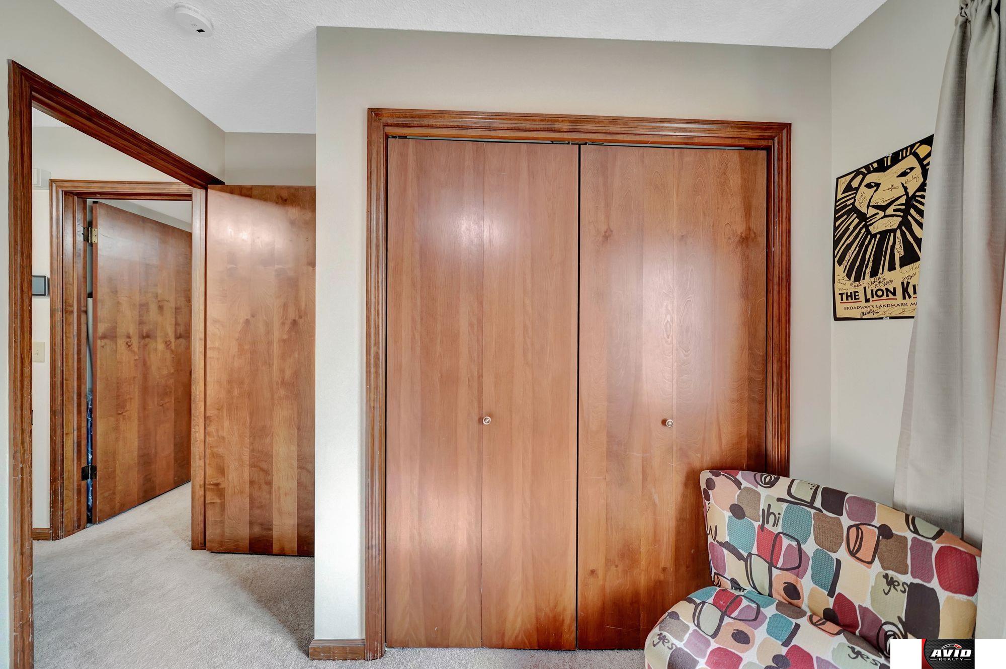 223 N 75th Court