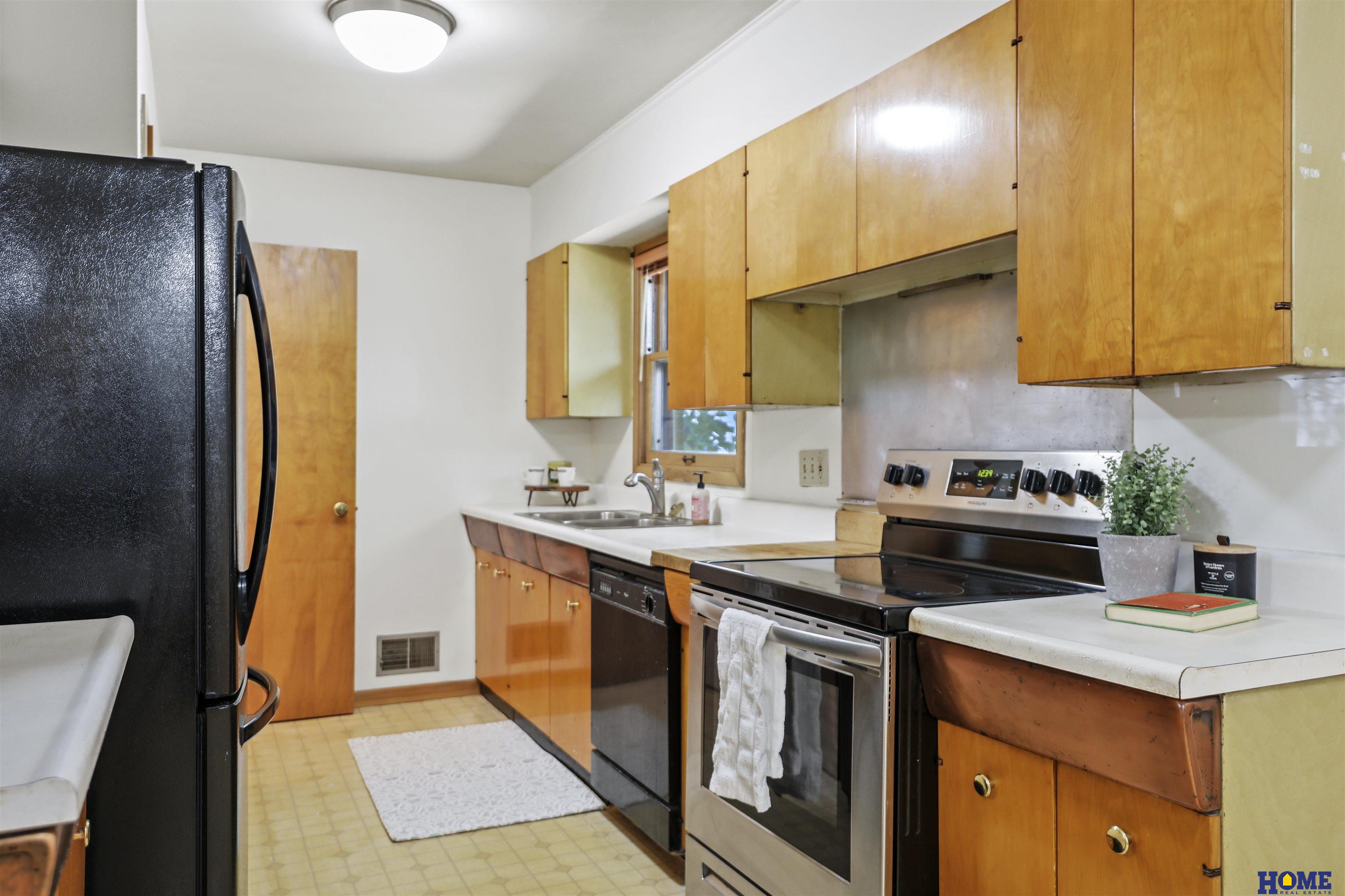 3215 Curtis Drive, Lincoln