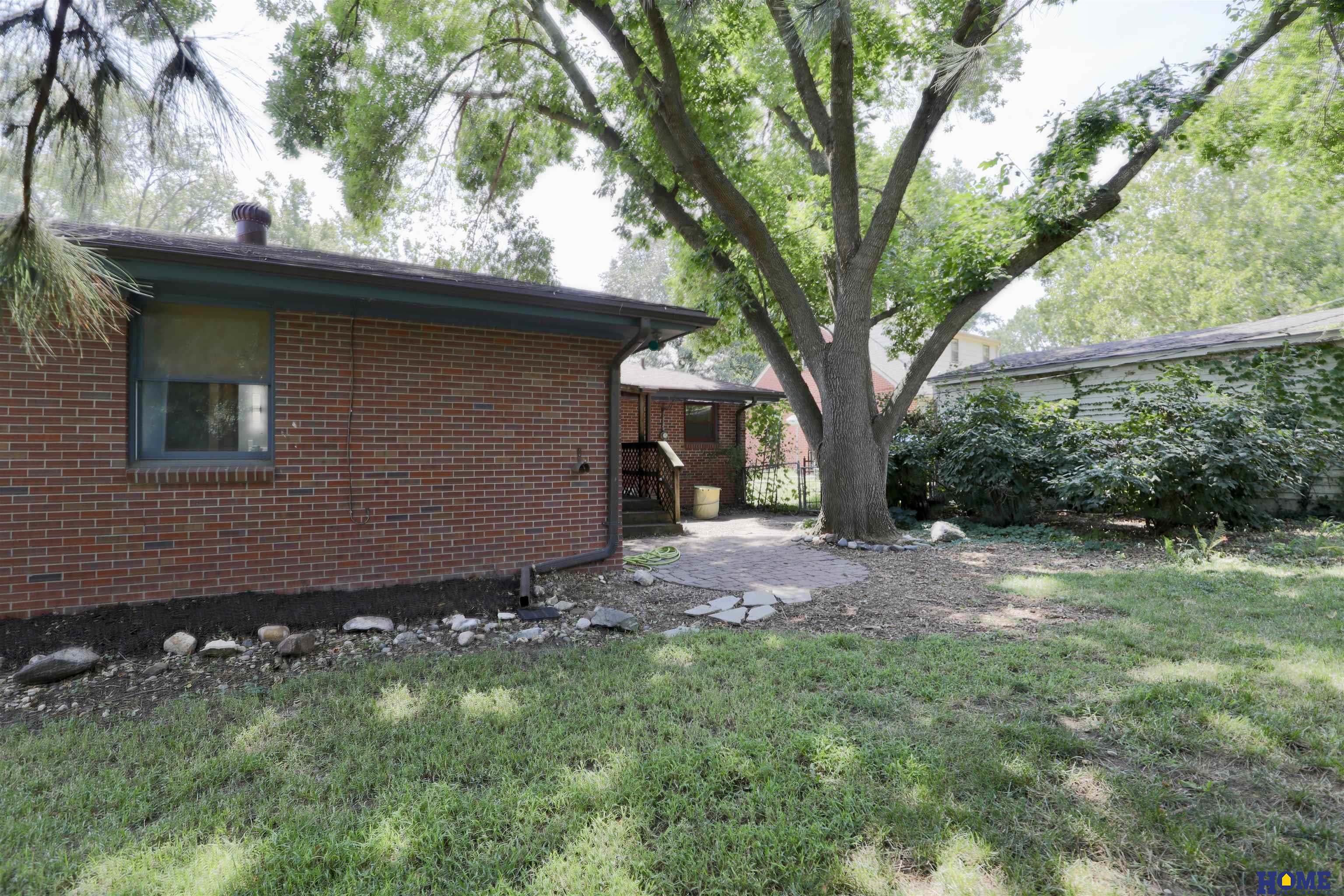 3215 Curtis Drive, Lincoln