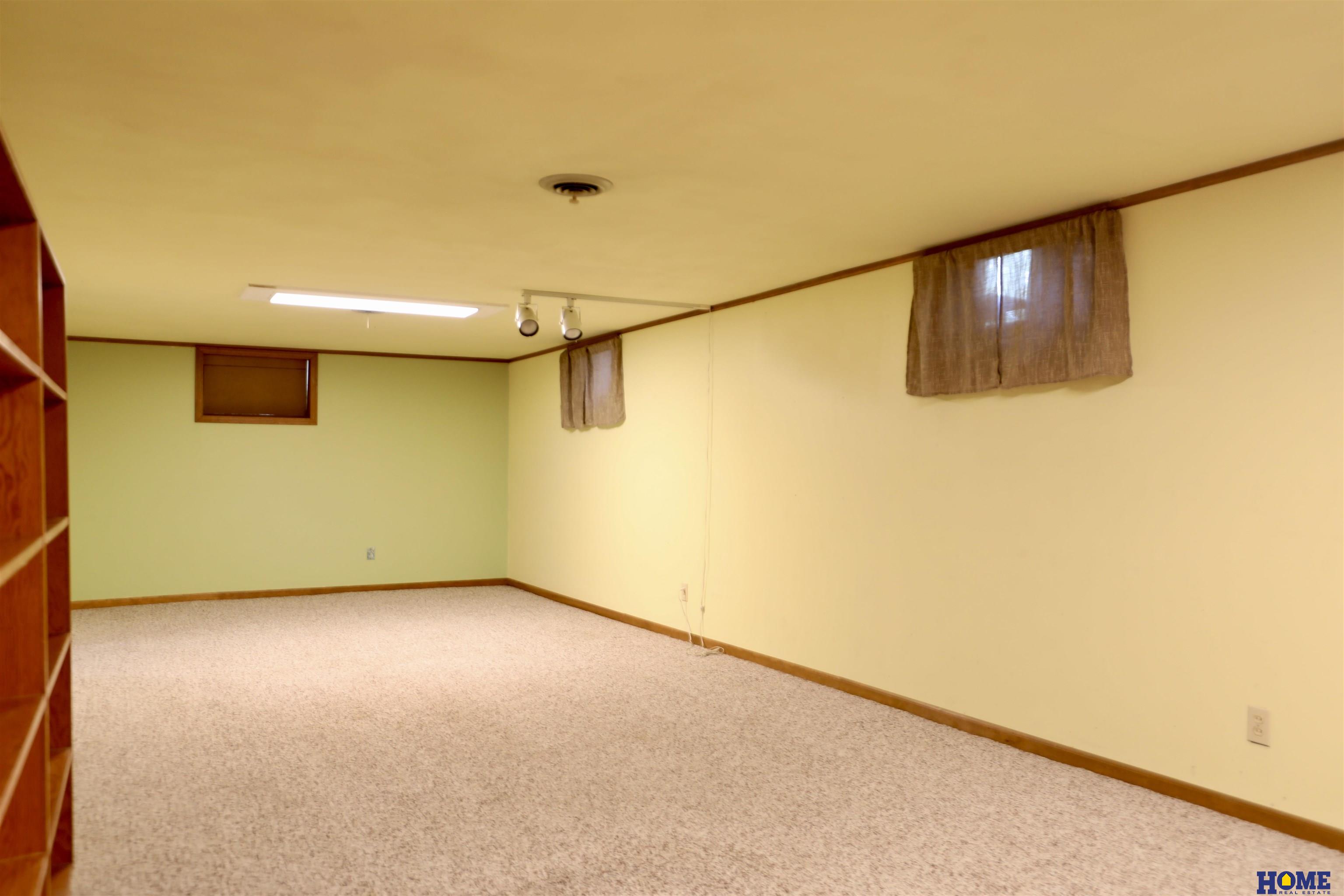 3215 Curtis Drive, Lincoln